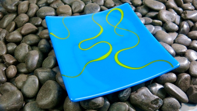 Fused Glass Plate - Lime Trails Glass Plate